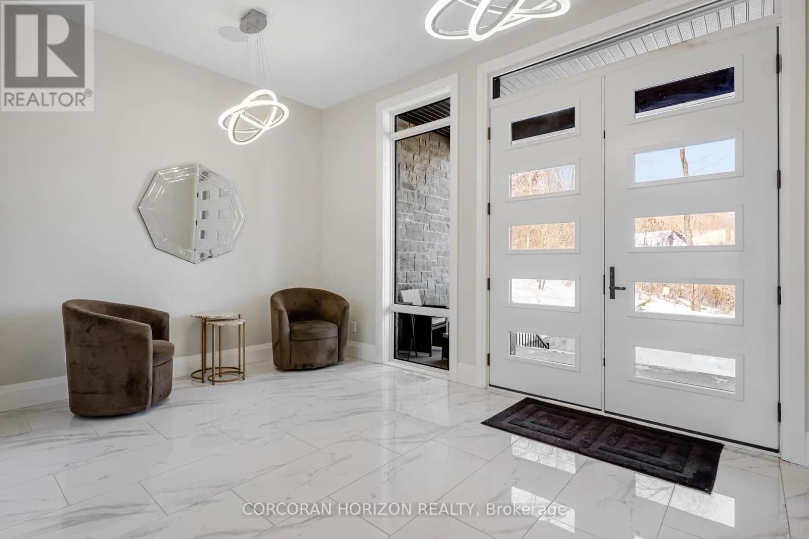 111 GRAND RIDGE DRIVE — photo 5 of 49