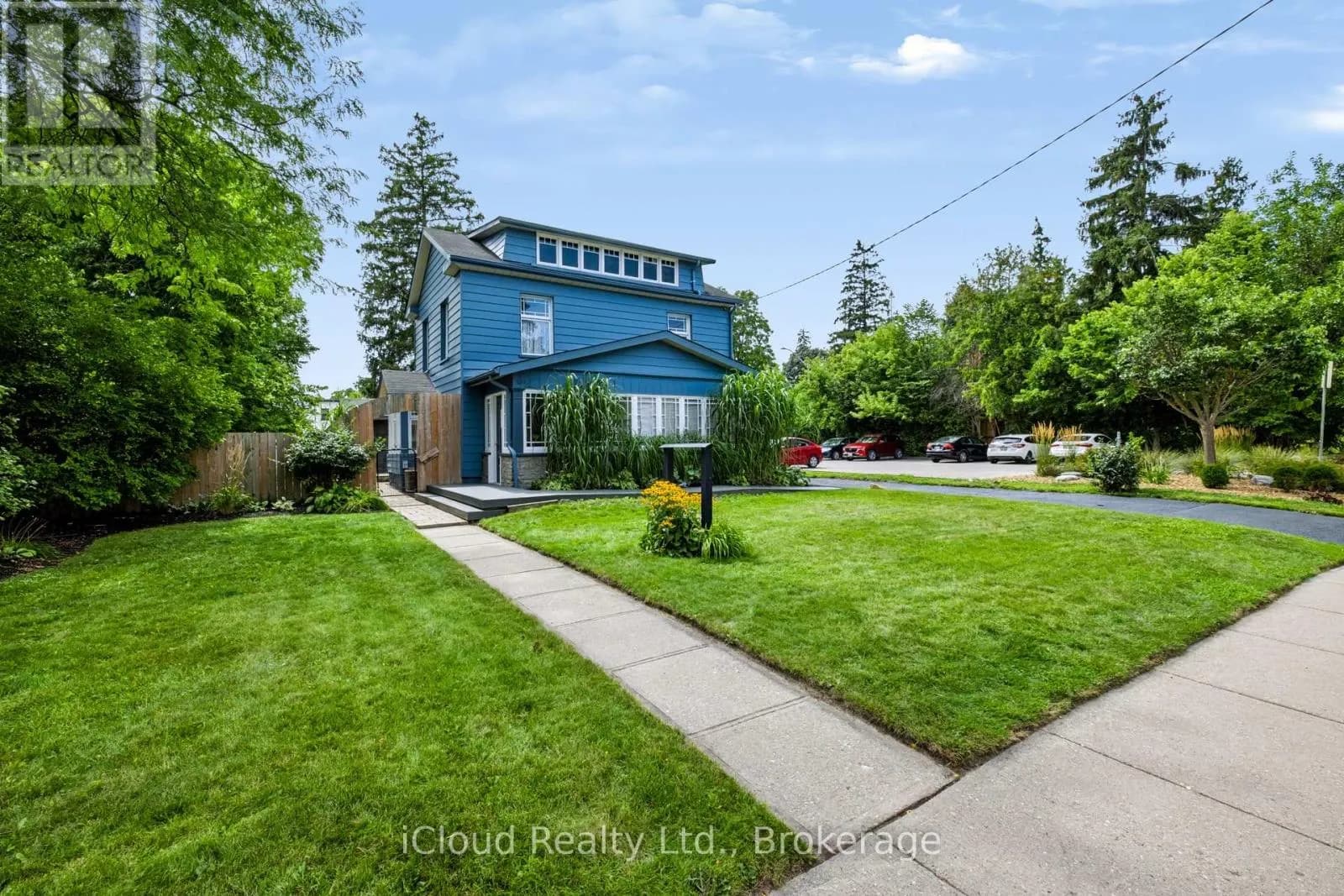 654 DUKE STREET — photo 1 of 40