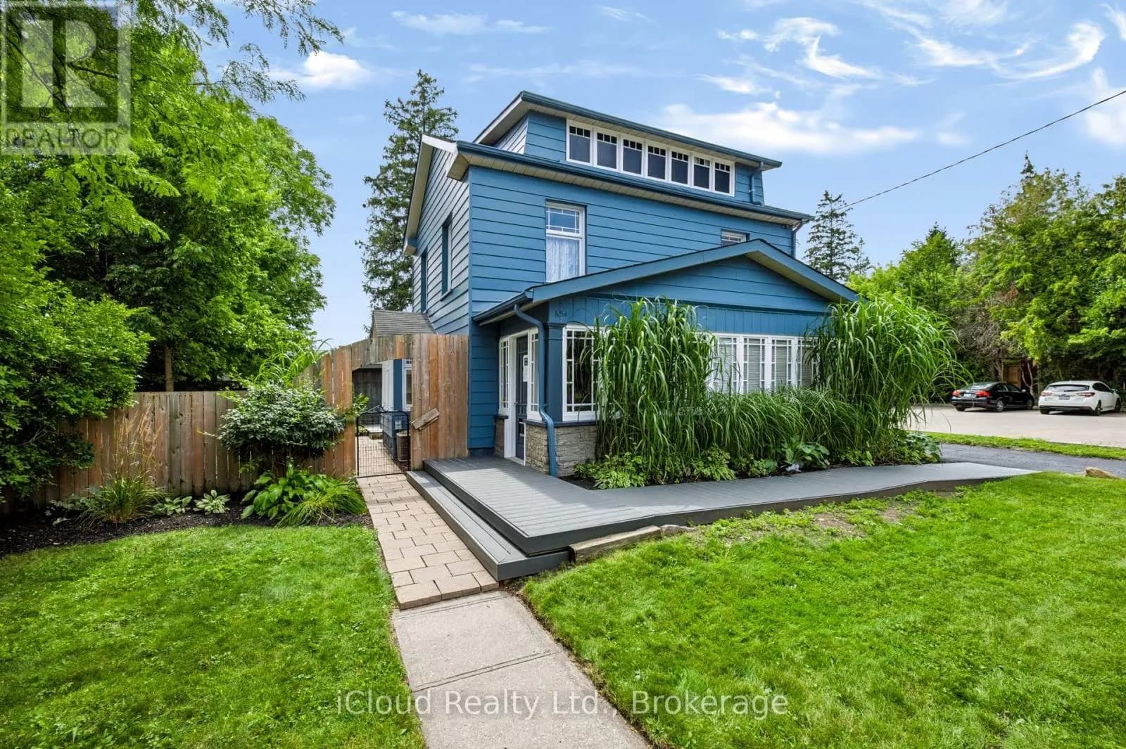 654 DUKE STREET — photo 3 of 40