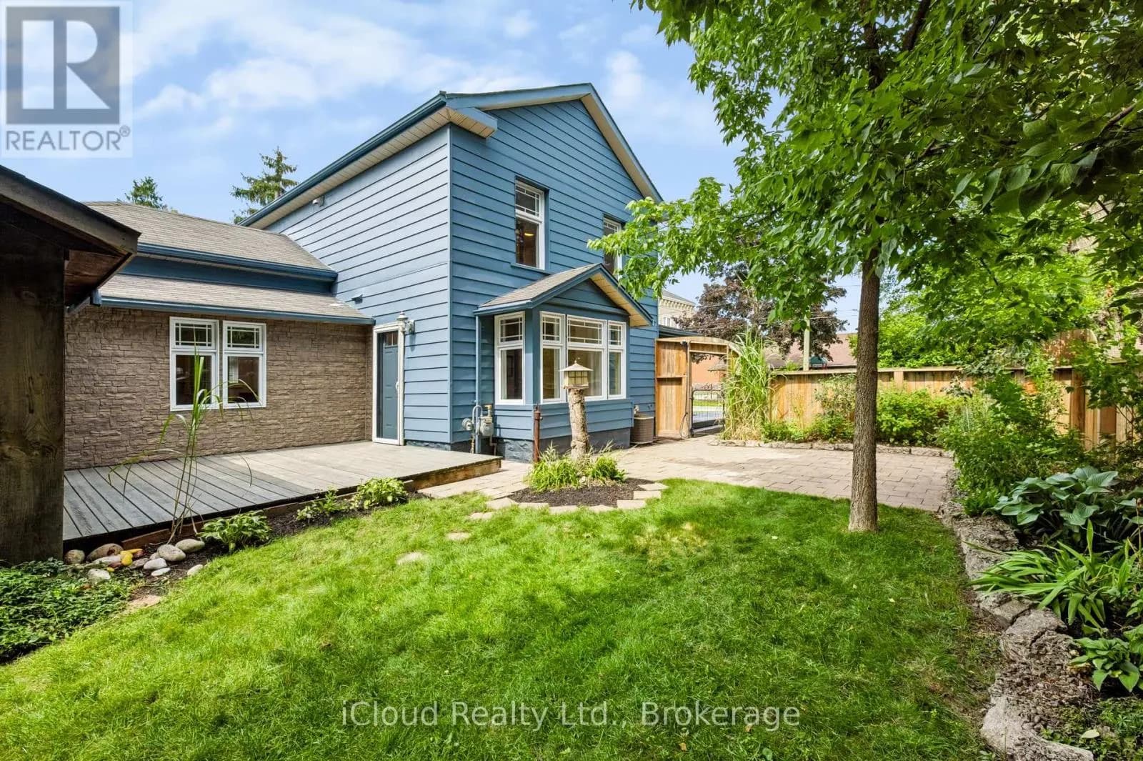 654 DUKE STREET — photo 5 of 40