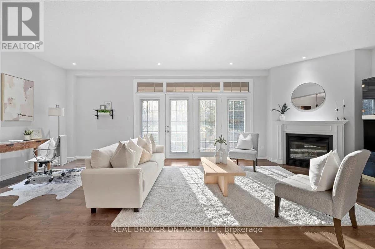 22 - 435 WINCHESTER DRIVE — photo 4 of 41