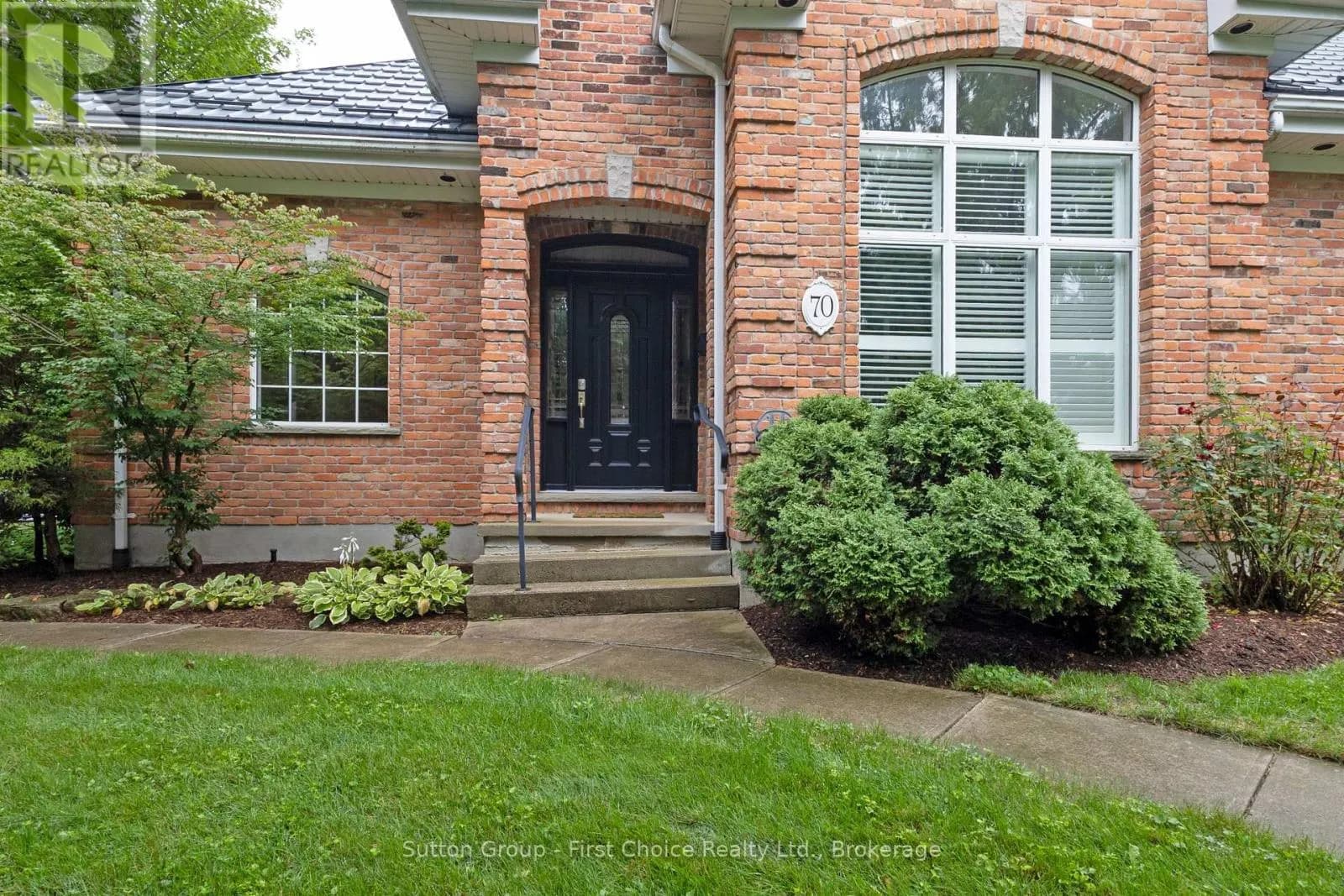 70 CRAWFORD STREET — photo 2 of 48