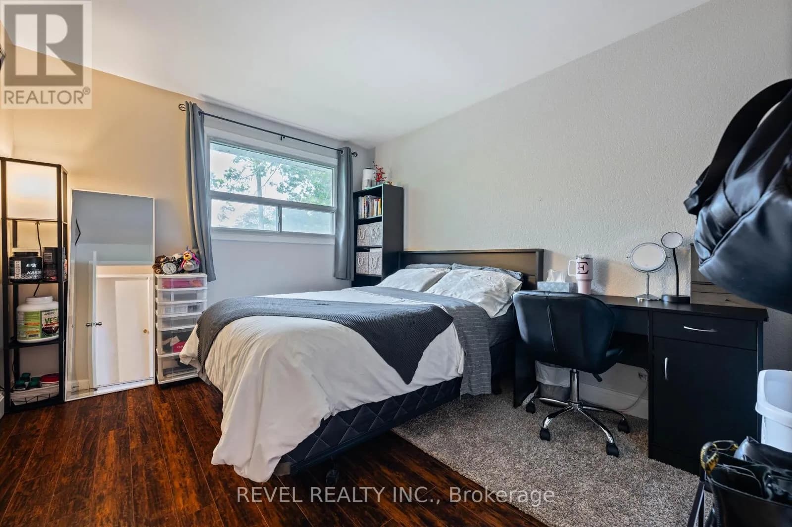 67 CARLTON DRIVE — photo 4 of 45