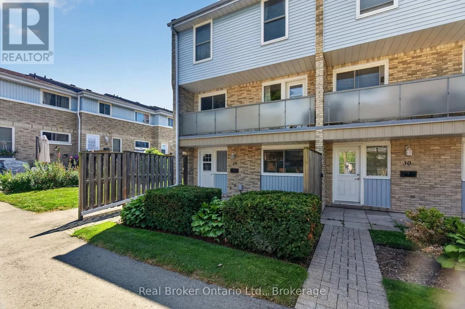 29 - 35 BRECKENRIDGE DRIVE — photo 4 of 29