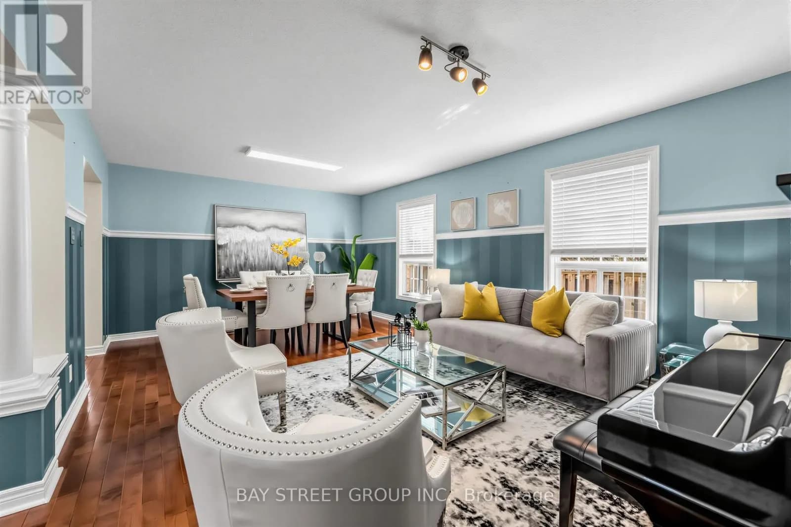 63 DUBRICK CRESCENT — photo 4 of 50