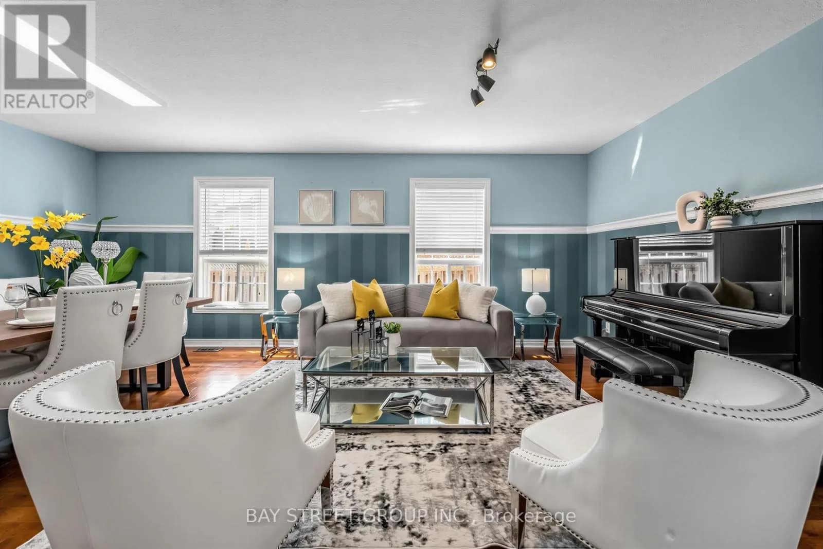 63 DUBRICK CRESCENT — photo 5 of 50