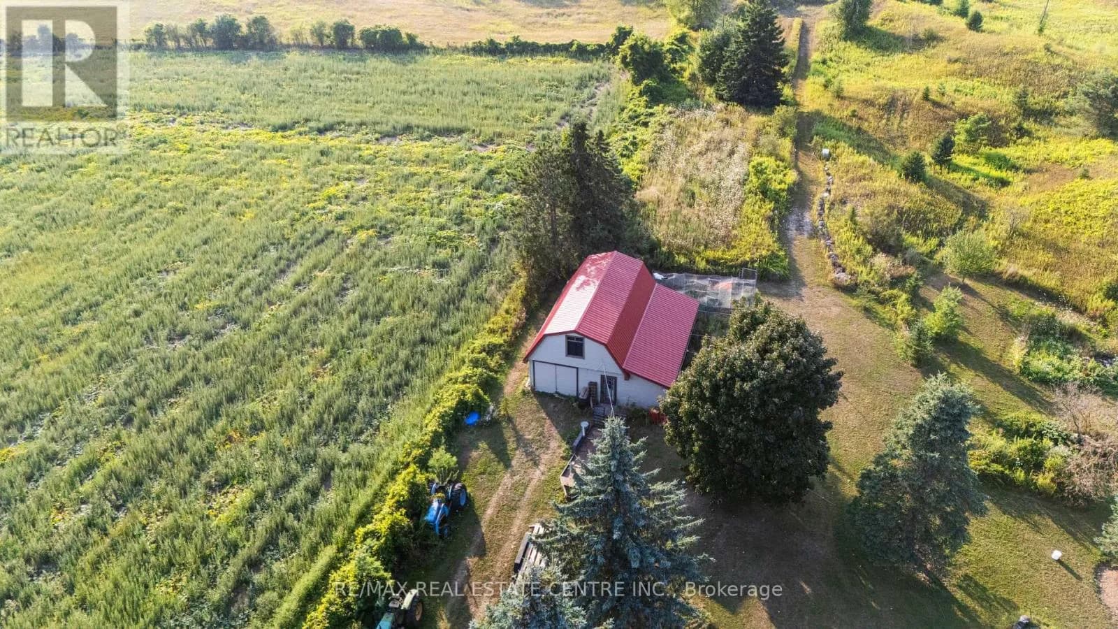 8438 HWY 7 — photo 4 of 39