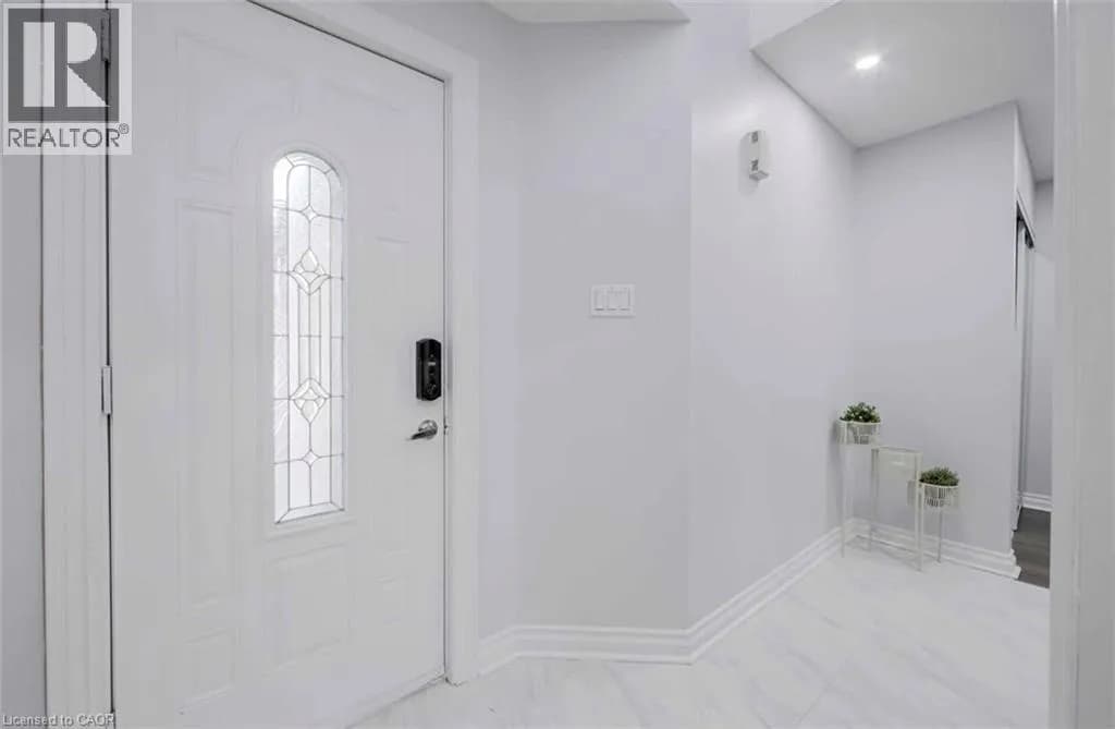 181 LISA MARIE Drive — photo 2 of 25