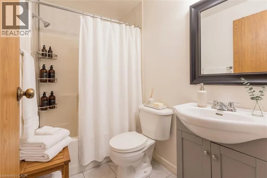 55 GREEN VALLEY Drive Unit# 708 — photo 4 of 15