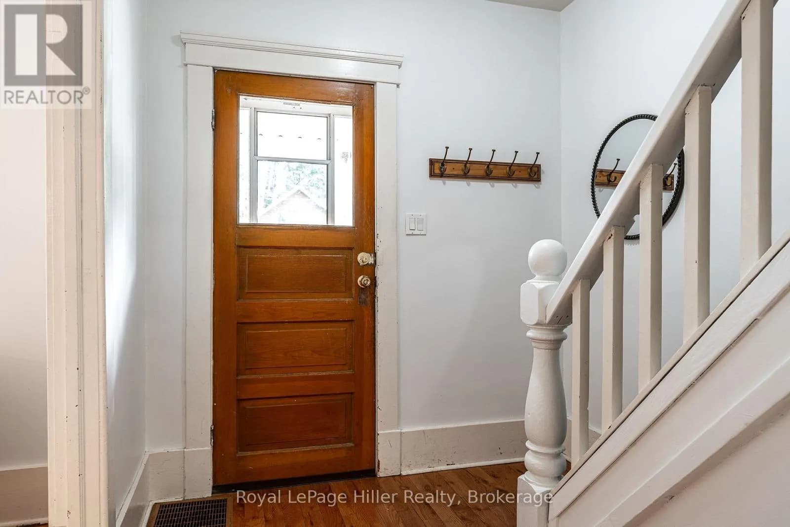 96 MCNAB STREET — photo 4 of 50