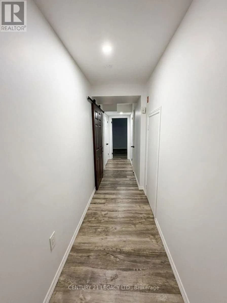 34 MOUNTAIN LAUREL CRESCENT — photo 5 of 18