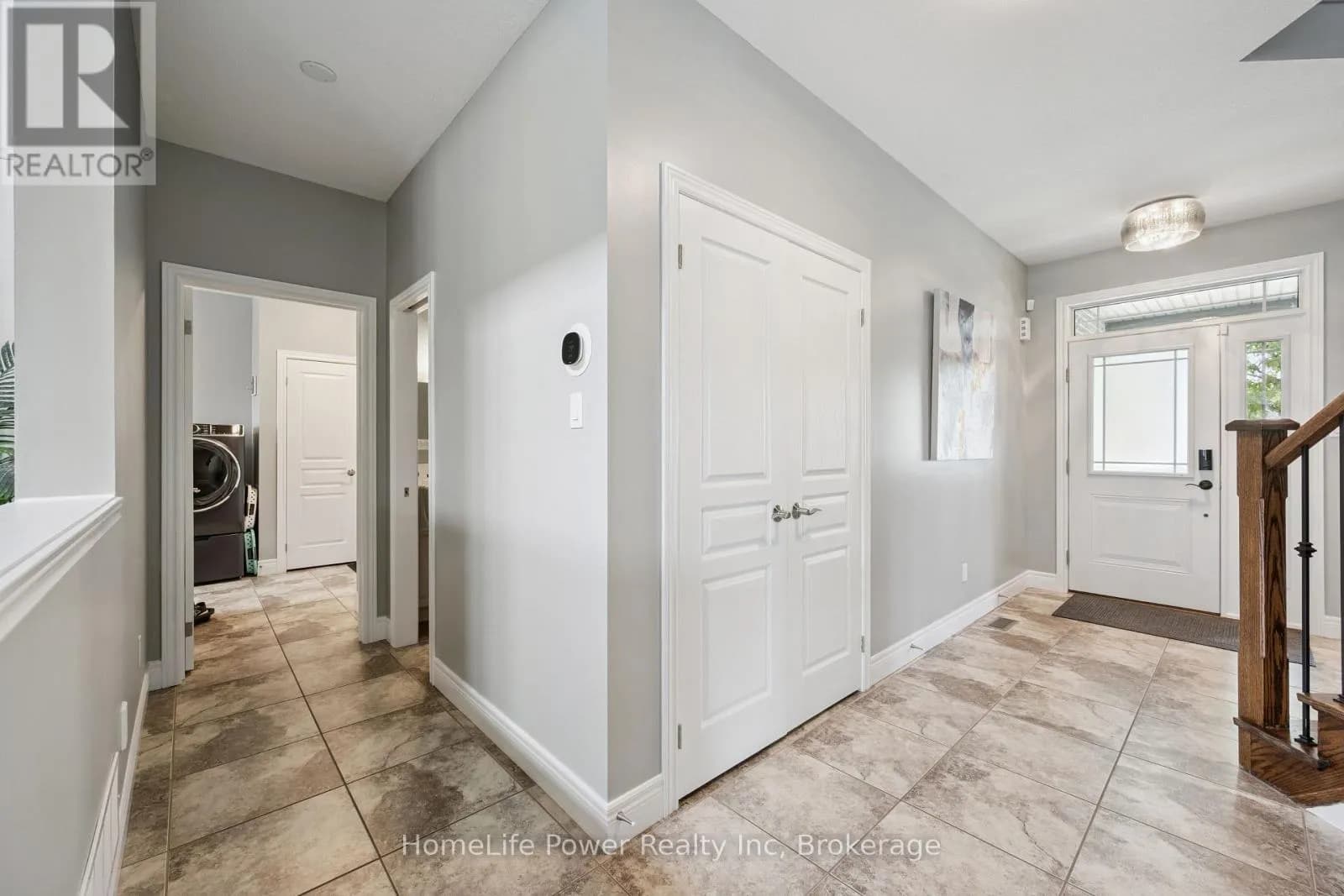 183 TOWNSEND DRIVE — photo 3 of 48