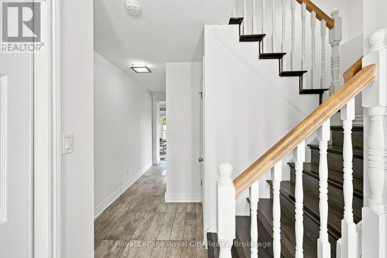 452 MILLBURN BOULEVARD — photo 5 of 36