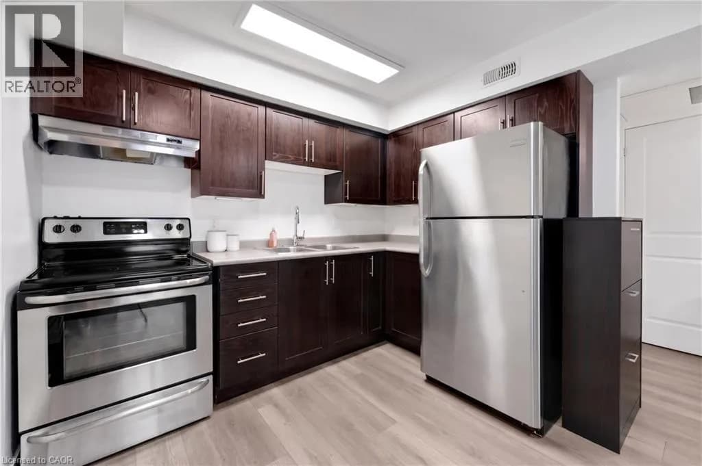 185 WINDALE Crescent Unit# 1C — photo 5 of 15