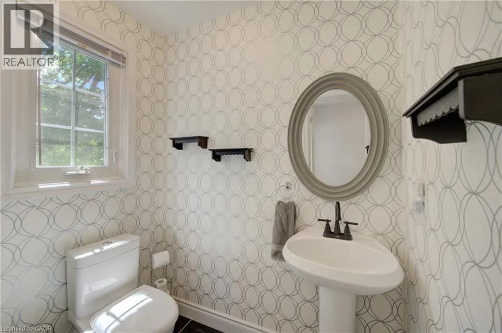 375 HOLIDAY INN Drive Unit# 9 — photo 4 of 29