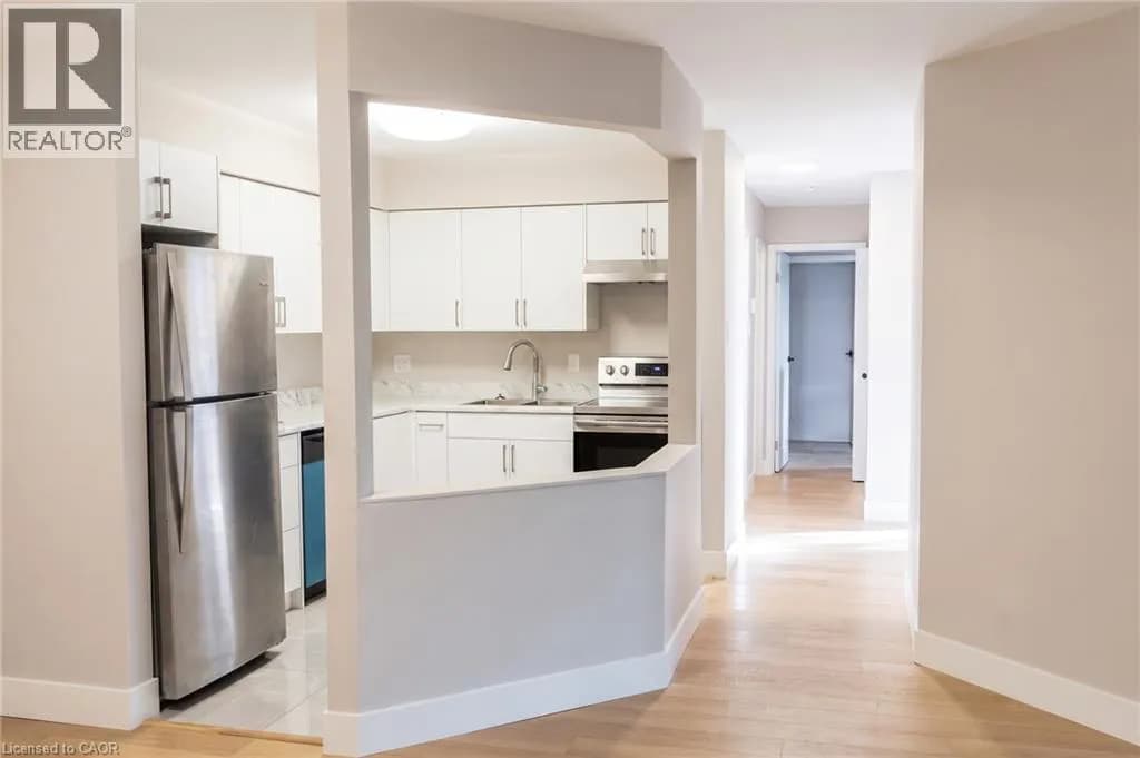 3085 KINGSWAY Drive Unit# 22 — photo 1 of 20