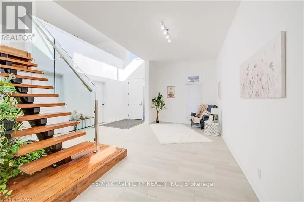 149 WOOLWICH STREET — photo 5 of 50