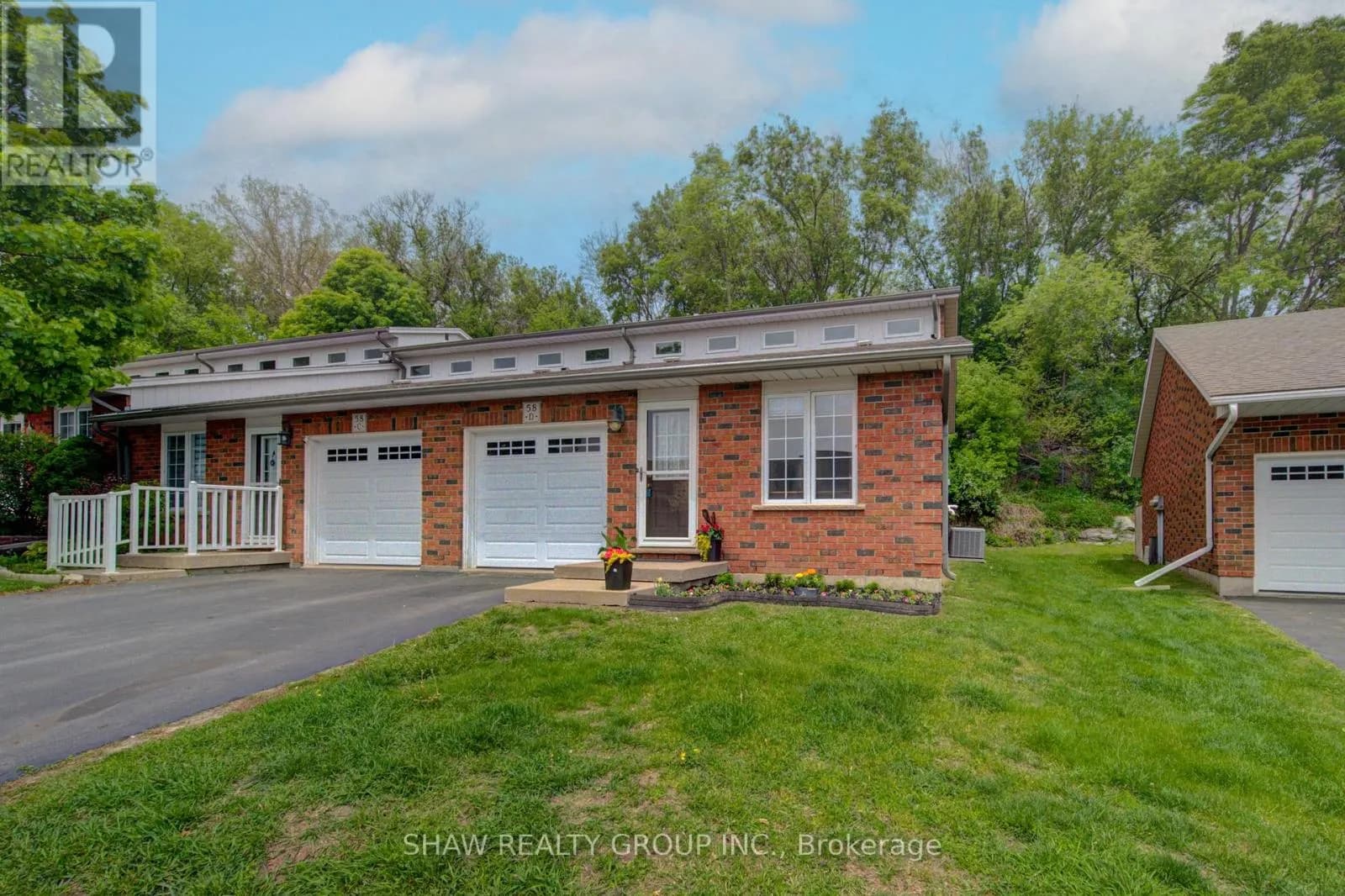 58D HARRIS AVENUE — photo 4 of 46