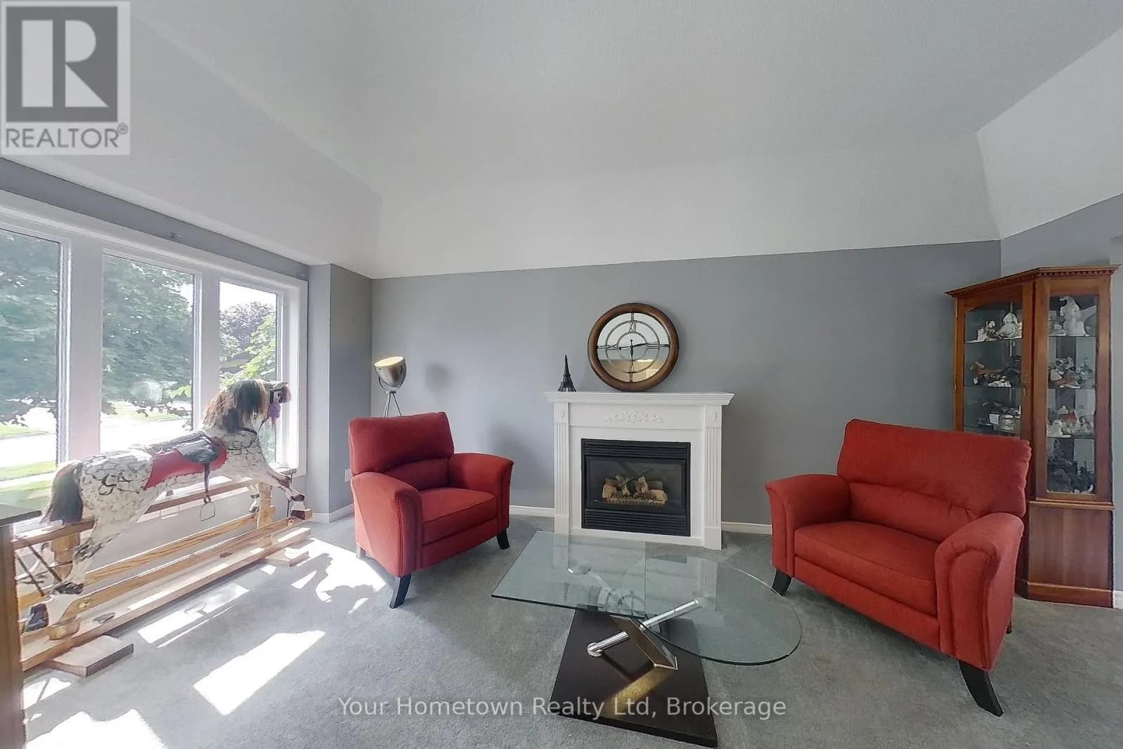 428 FLANNERY DRIVE — photo 5 of 46