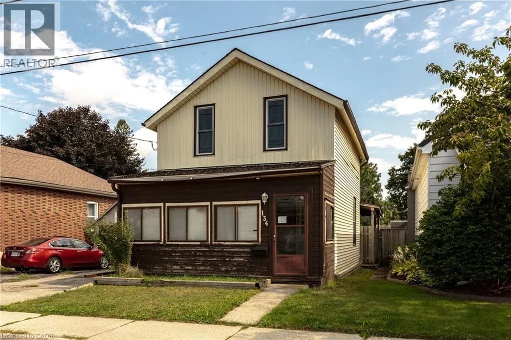 134 CATHARINE Avenue — photo 1 of 41