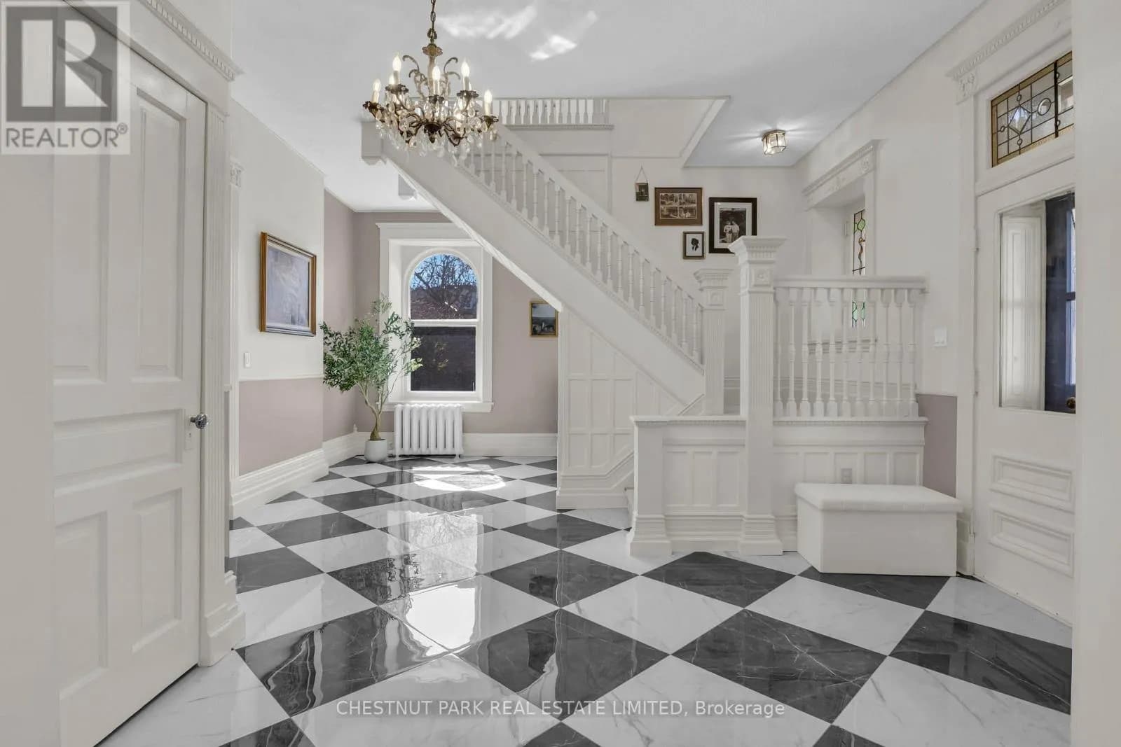 54 BRUCE STREET — photo 4 of 46