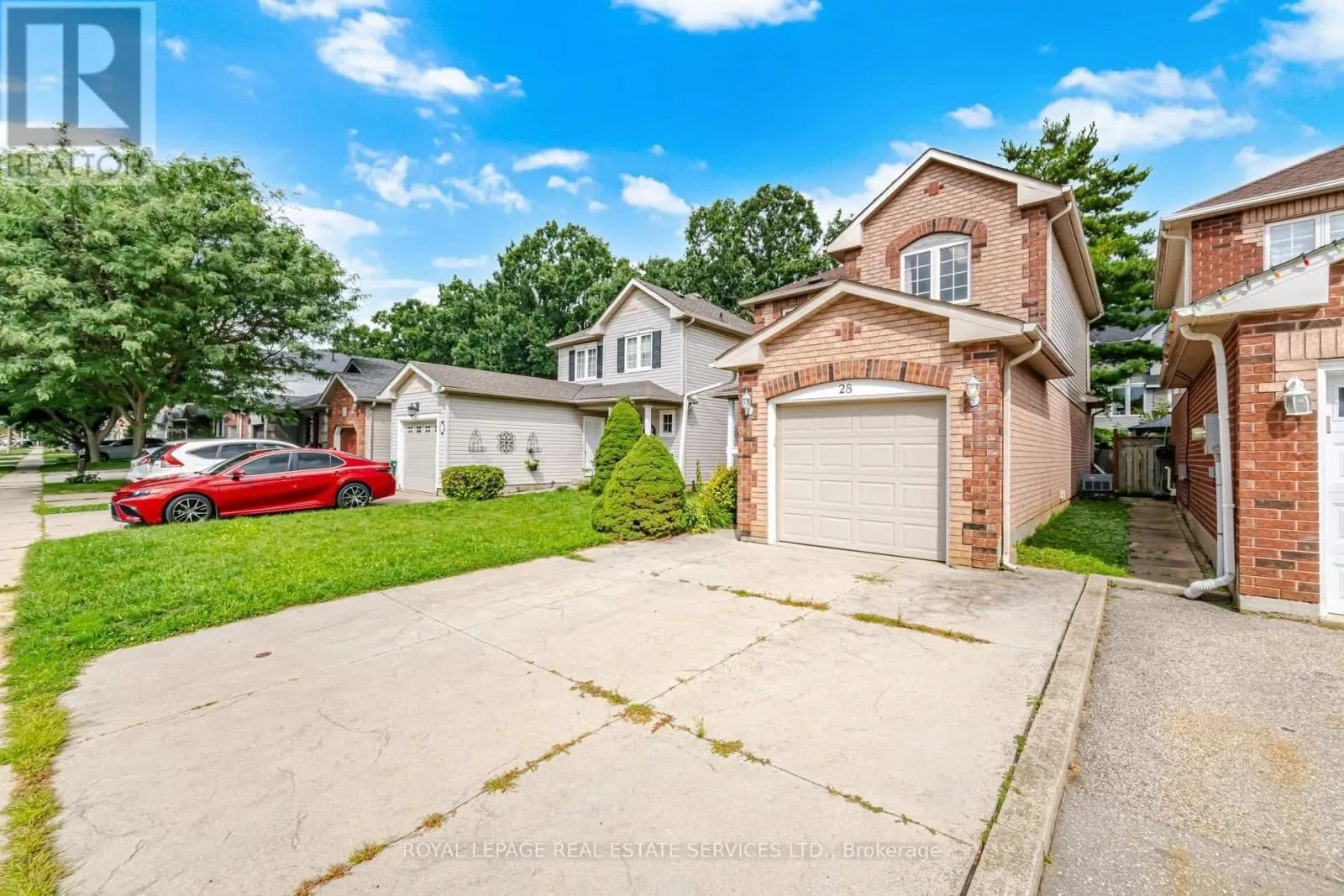 28 WHEATLAND DRIVE — photo 4 of 47
