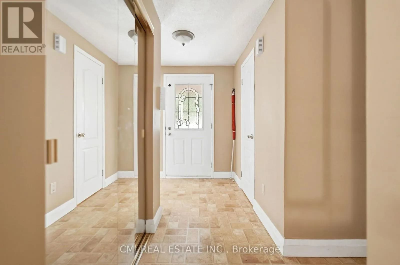 155 FOXHUNT ROAD — photo 4 of 45