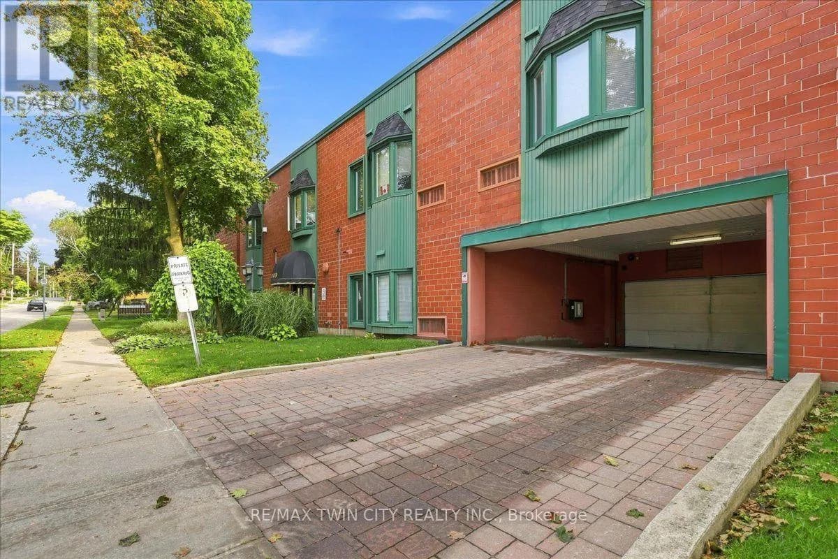 217 - 1009 QUEENSTON ROAD — photo 4 of 35
