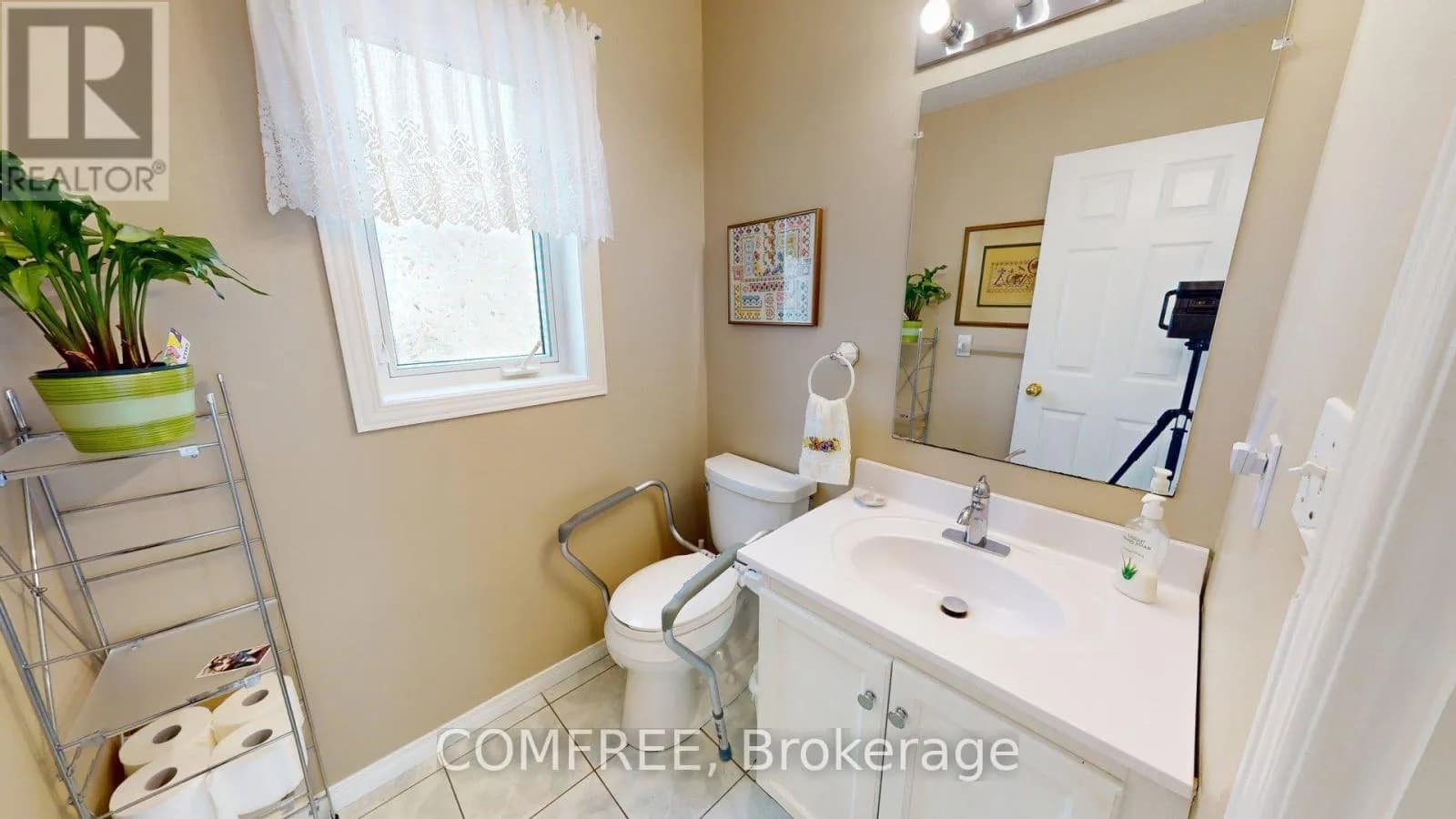 115 RESURRECTION DRIVE — photo 4 of 28