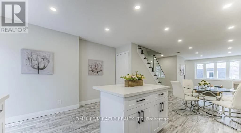 152 OVERLEA DRIVE — photo 4 of 30