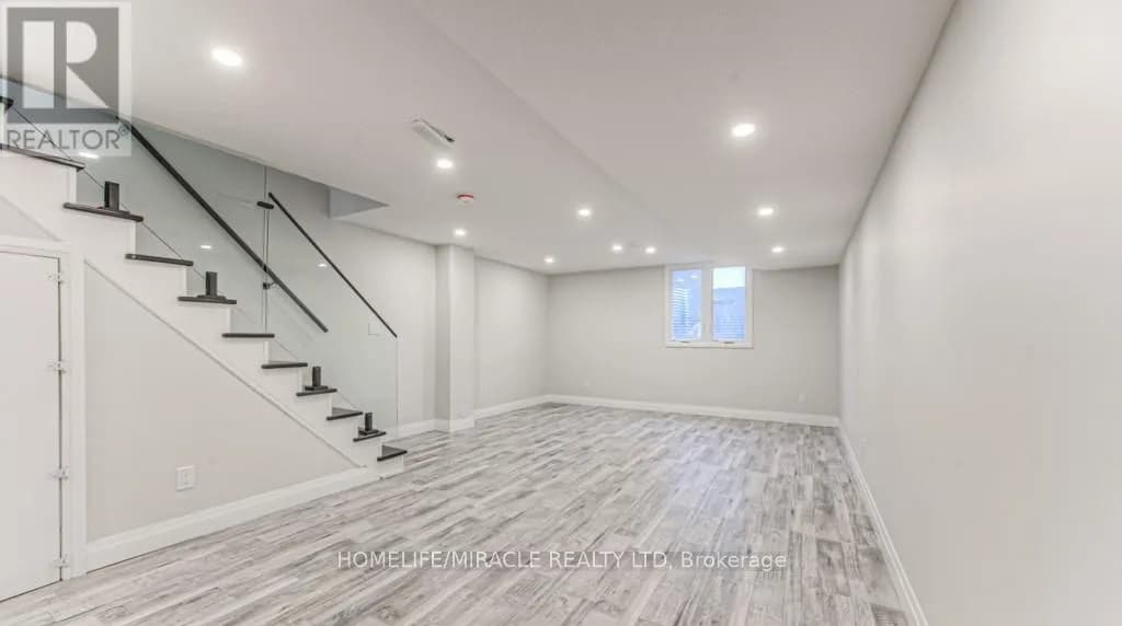 152 OVERLEA DRIVE — photo 5 of 30