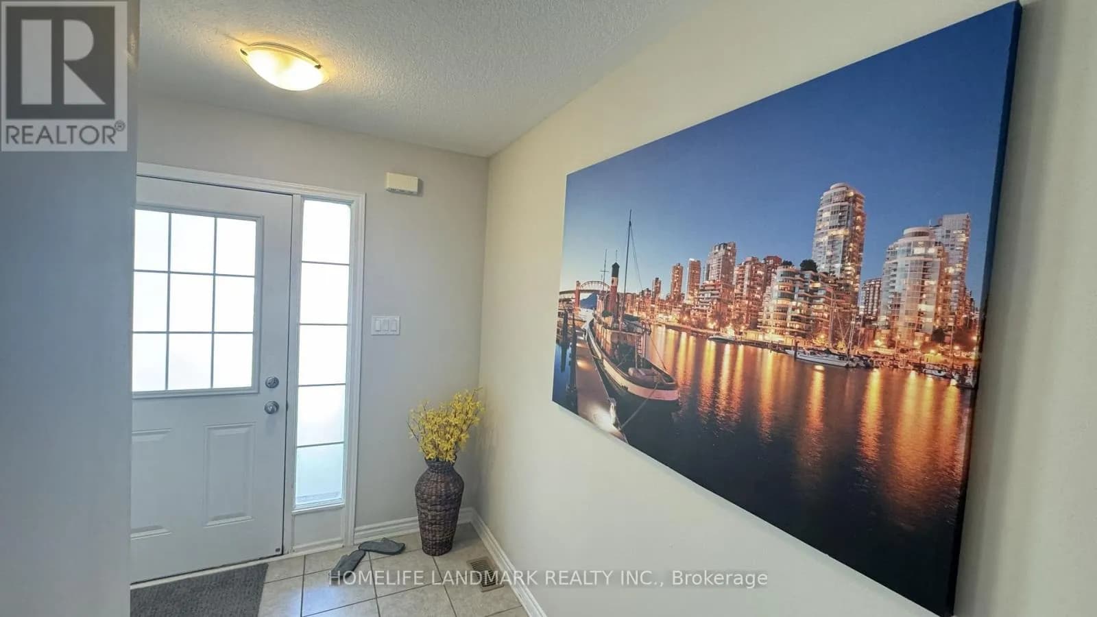 67 POINTER STREET — photo 4 of 47