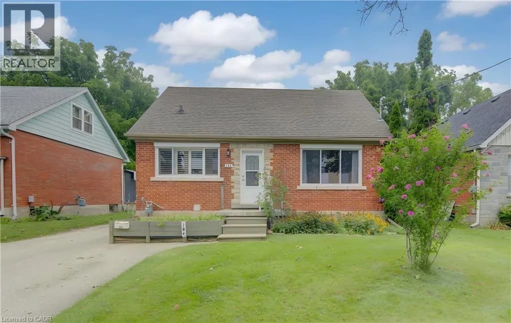 104 MAUSSER Avenue — photo 1 of 50