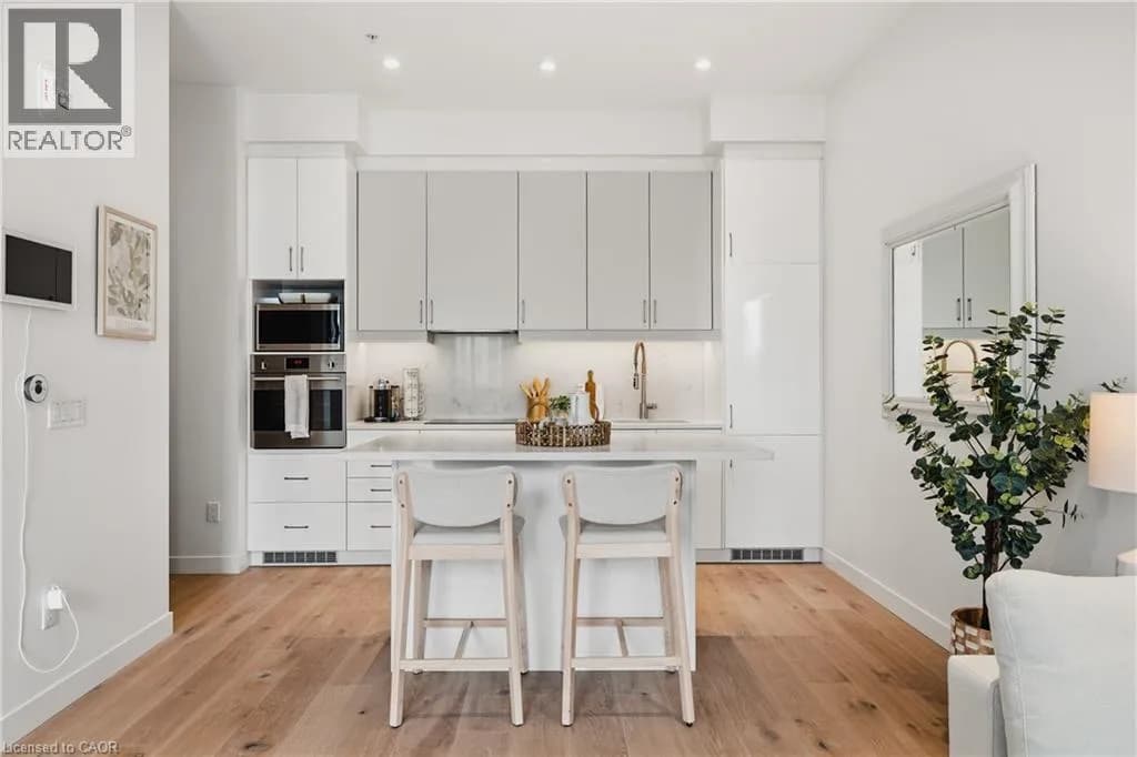 181 KING Street S Unit# 608 — photo 5 of 33