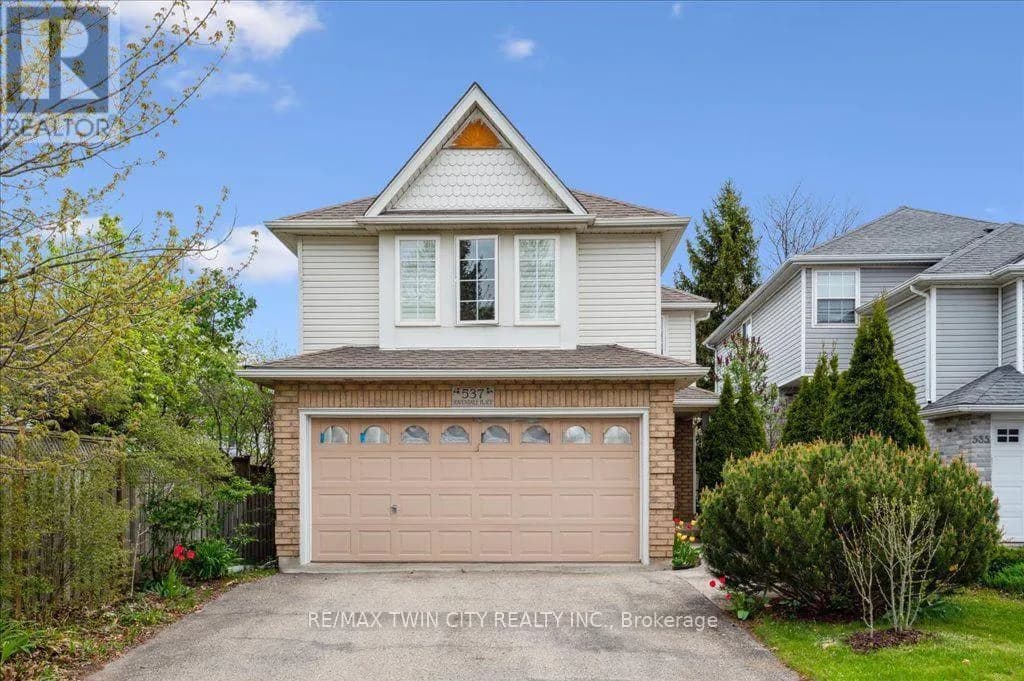 537 HAVENDALE PLACE — photo 1 of 41