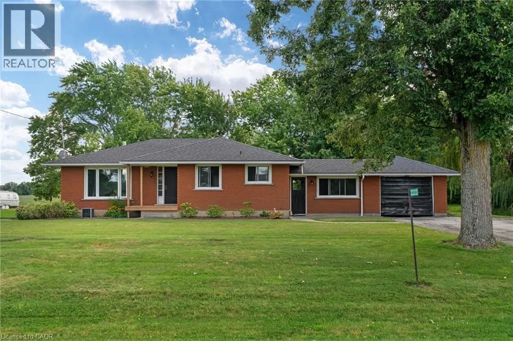 2223 HALL Road — photo 4 of 43