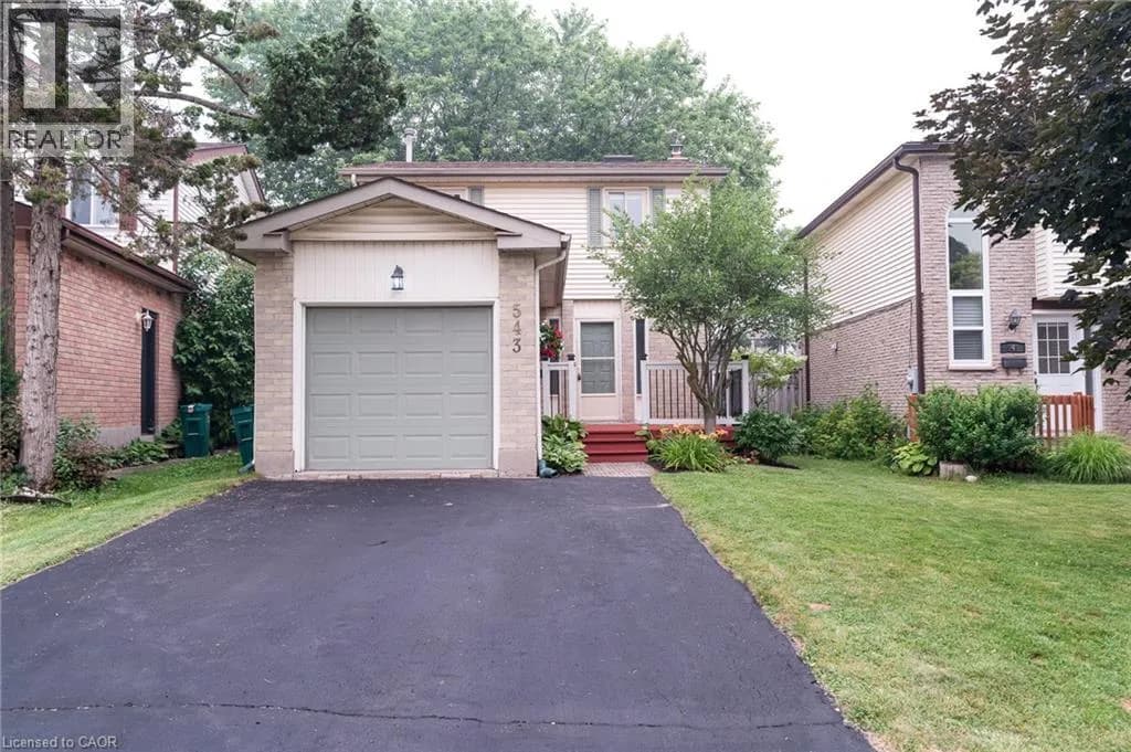 543 DRUMMERHILL Crescent — photo 1 of 35