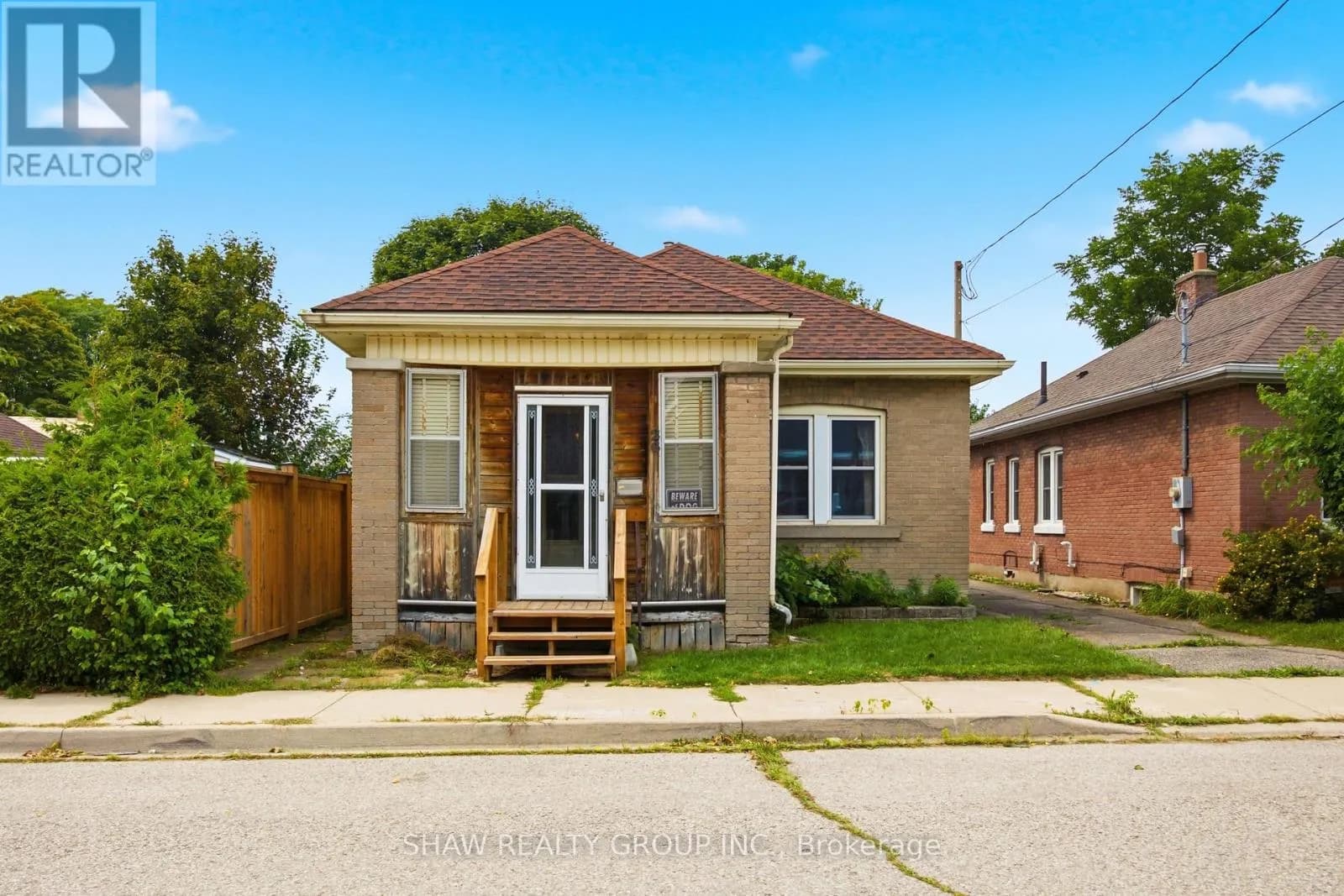 26 MAITLAND STREET — photo 1 of 34
