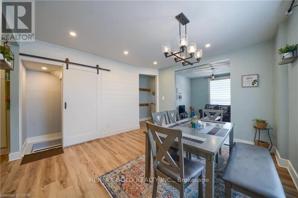 36 KERR STREET — photo 4 of 43