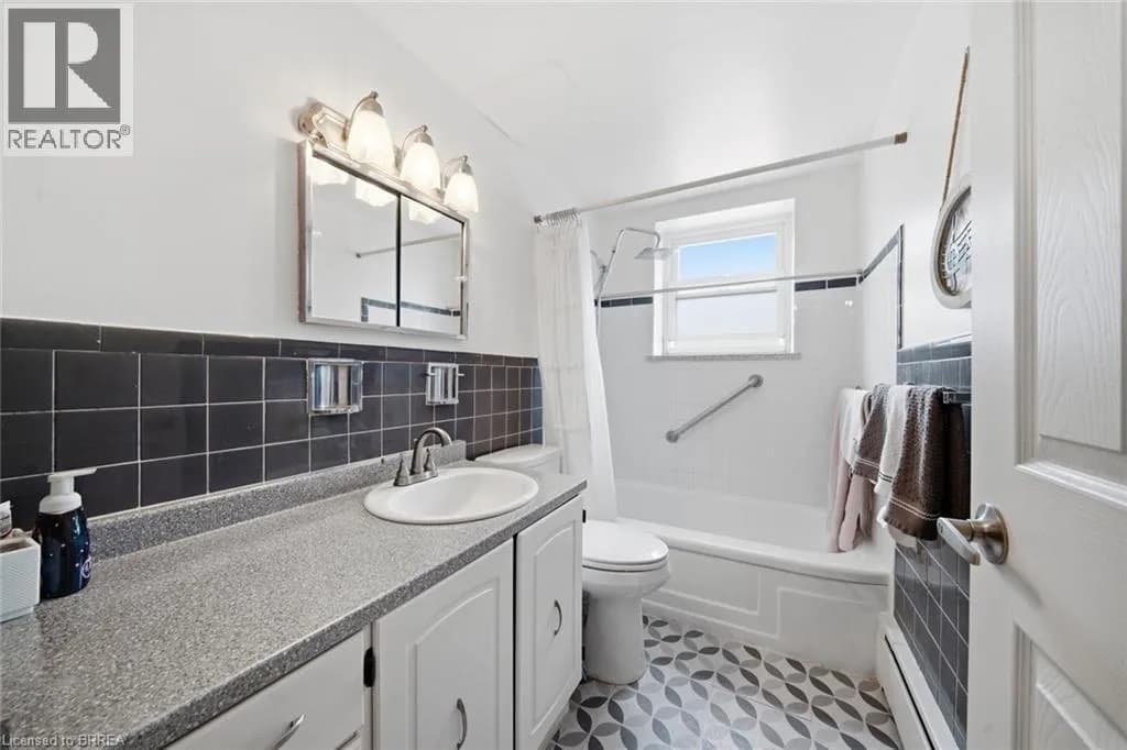 87 ST GEORGE Street Unit# 508 — photo 5 of 24