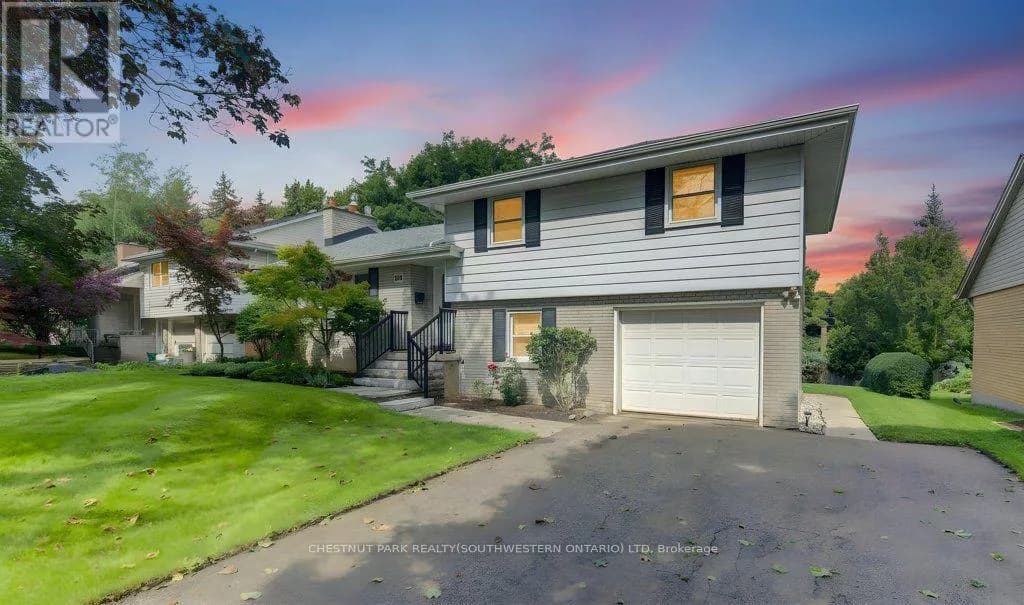 204 STANLEY DRIVE — photo 1 of 12