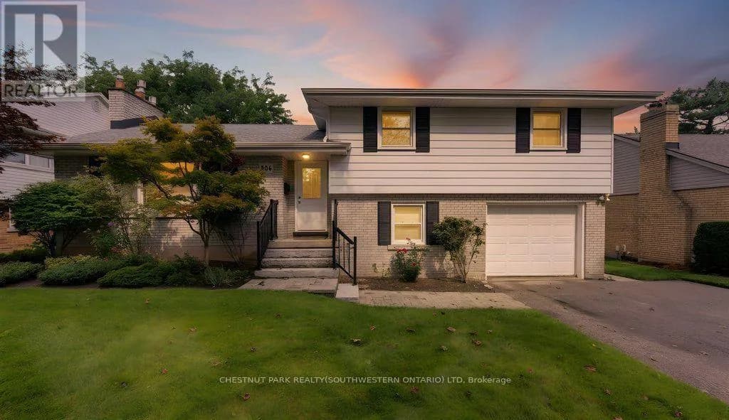 204 STANLEY DRIVE — photo 3 of 12