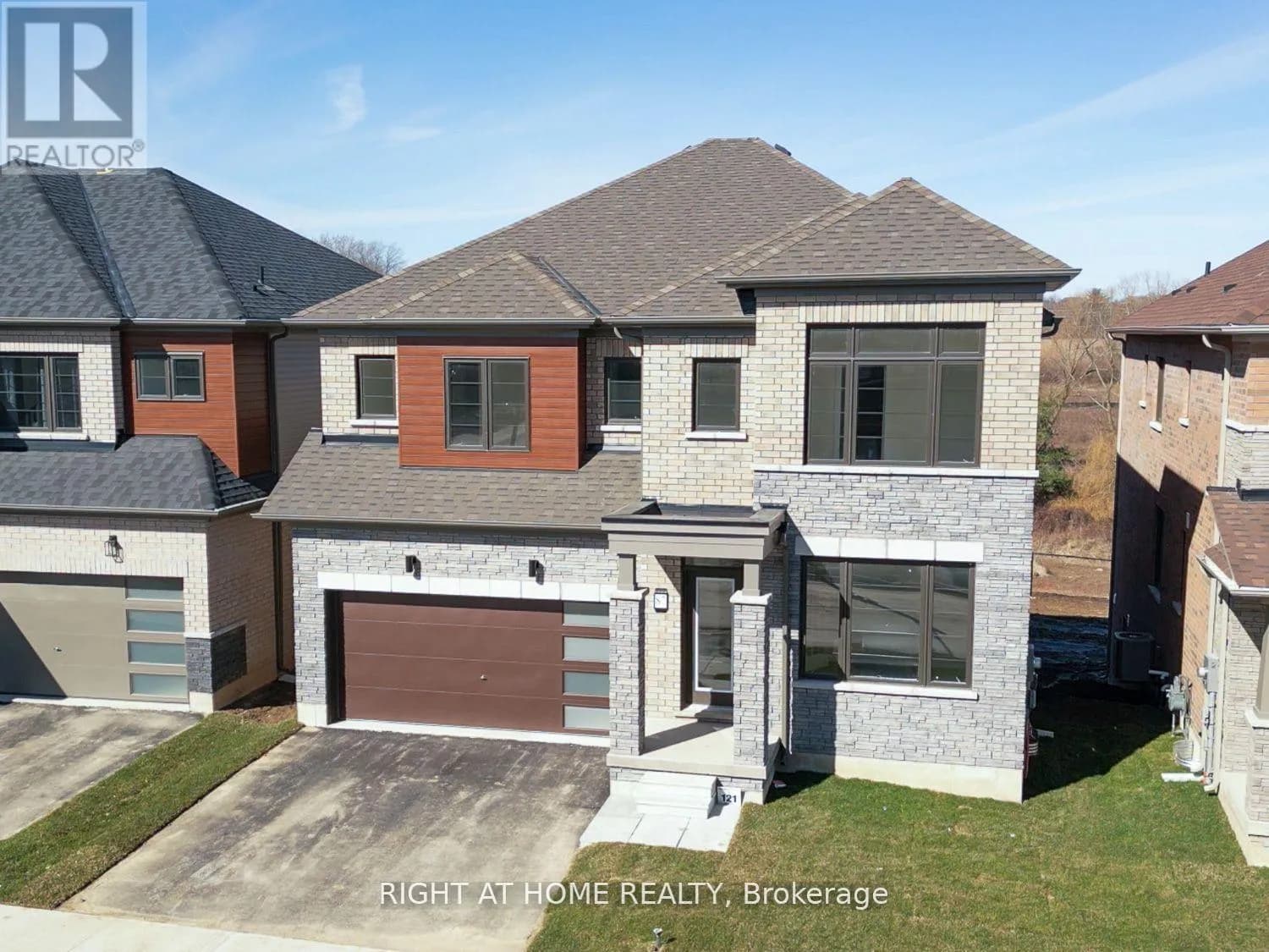 87 MONTEITH DRIVE — photo 1 of 45