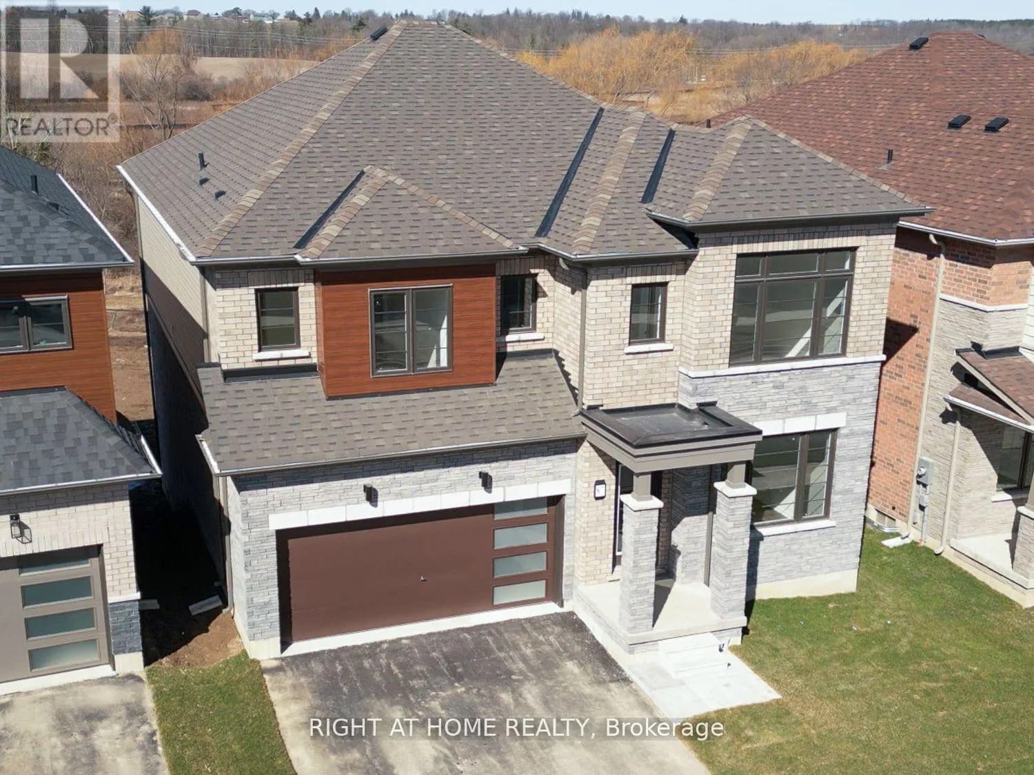 87 MONTEITH DRIVE — photo 3 of 45