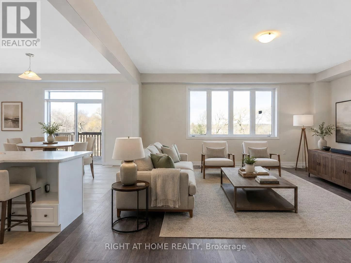 87 MONTEITH DRIVE — photo 4 of 45