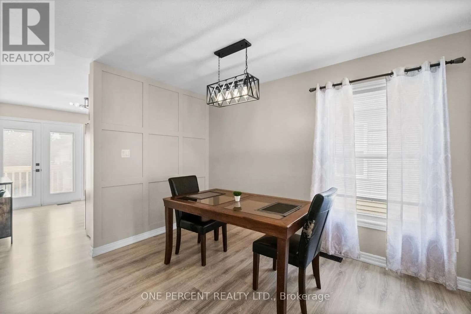 63 DONEGAL DRIVE — photo 5 of 25