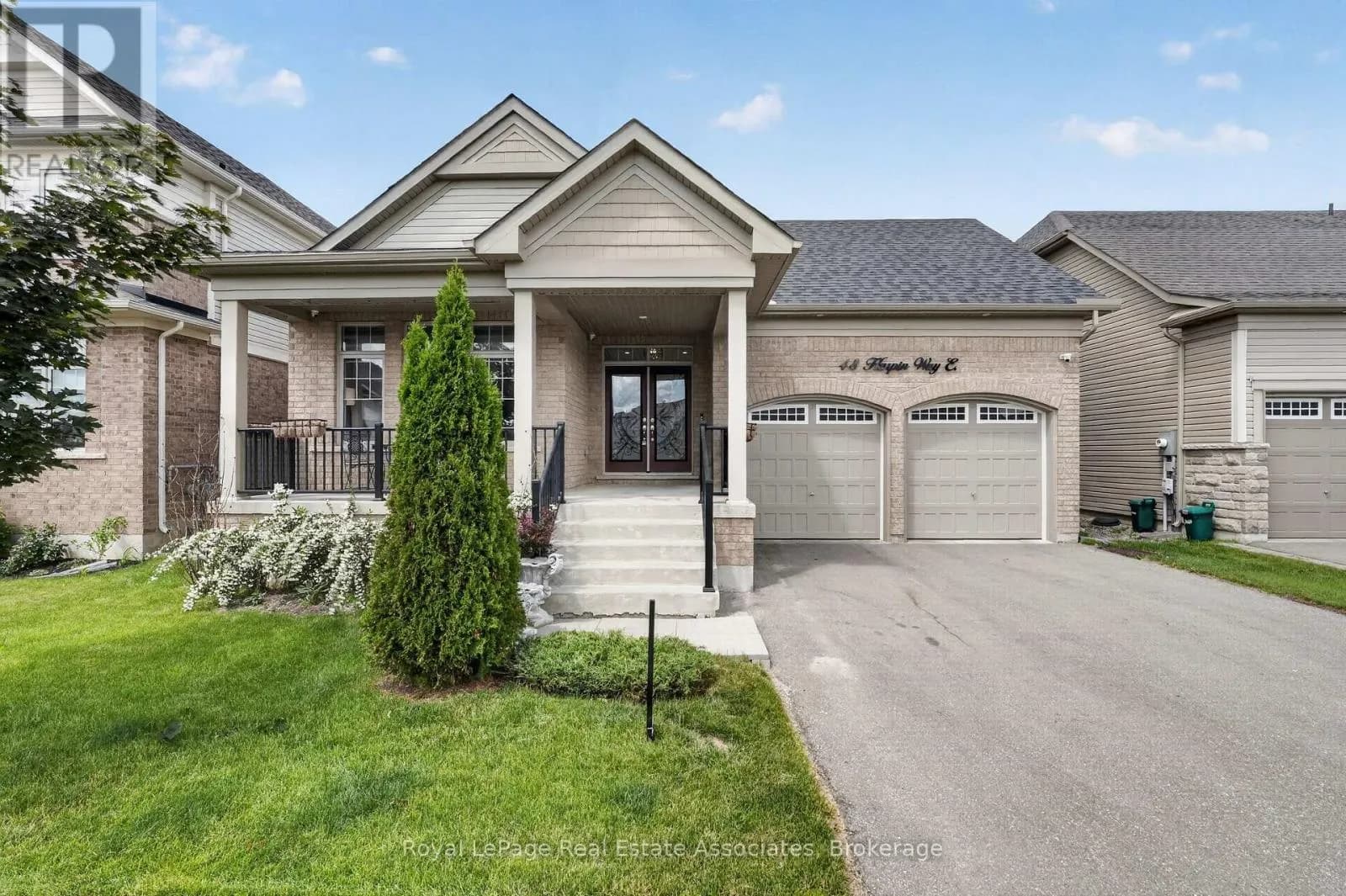 48 HARPIN WAY E — photo 1 of 50