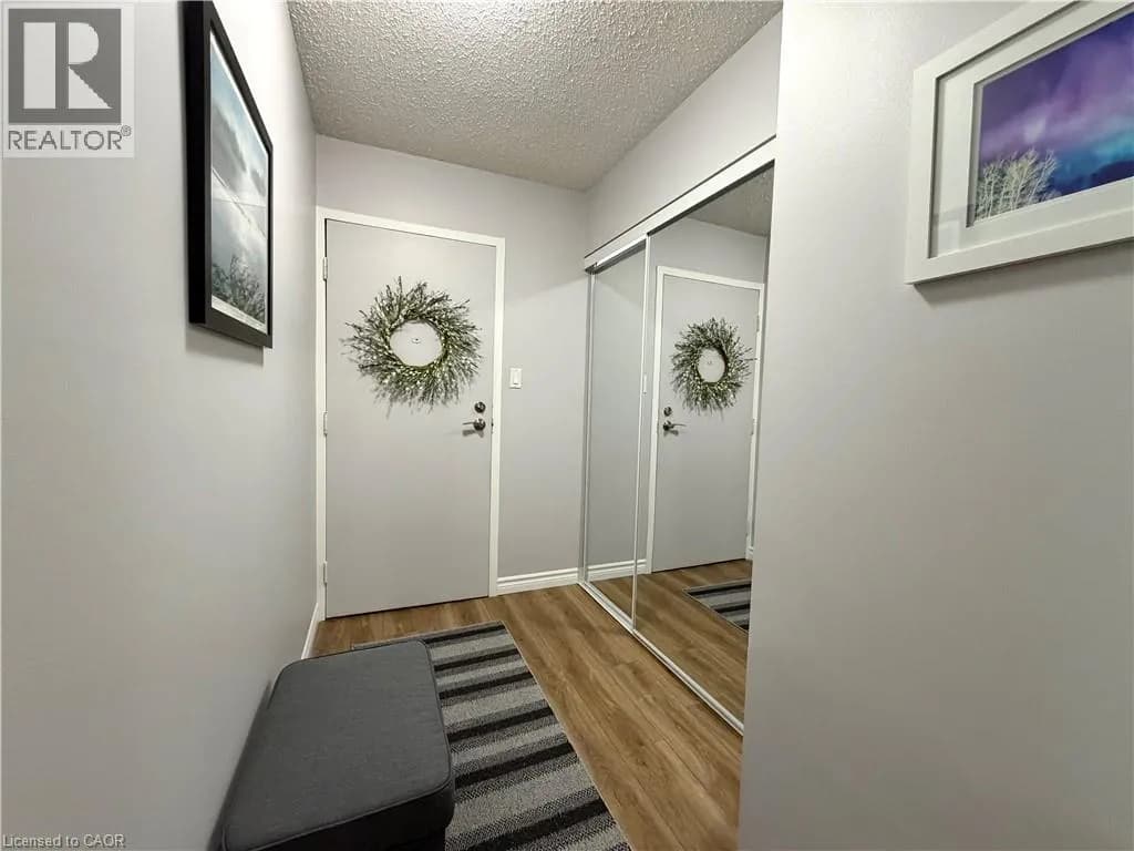 944 CALEDONIAN View Unit# 301 — photo 4 of 32