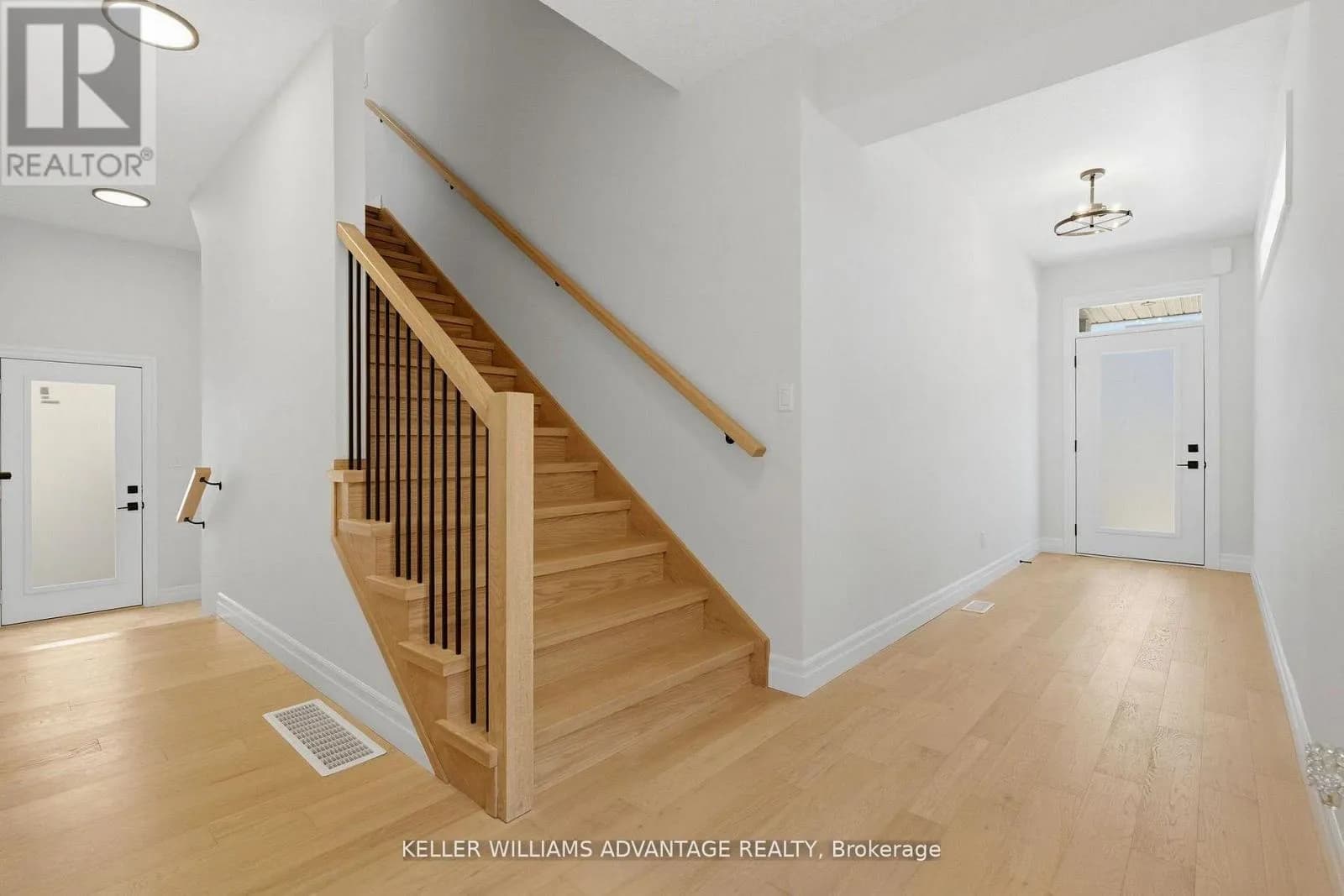 450 WESTHAVEN STREET — photo 3 of 50