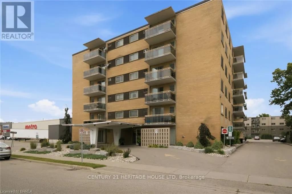 508 - 87 ST GEORGE STREET — photo 2 of 24